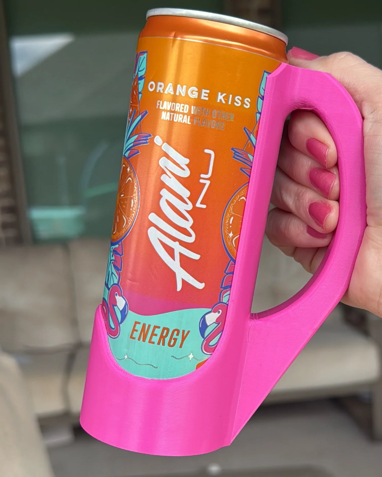 Sipzey Skinny Can Handle