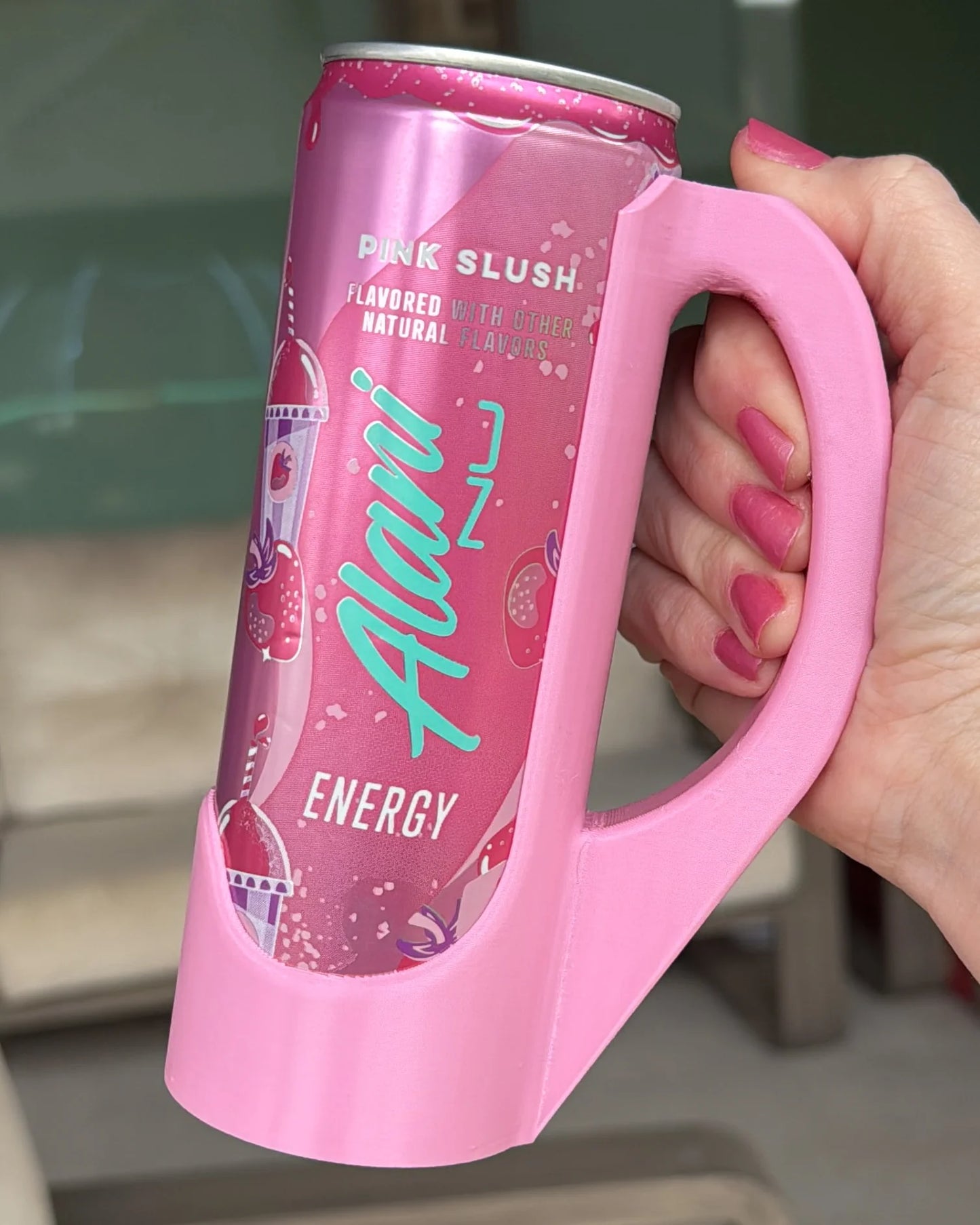 Sipzey Skinny Can Handle