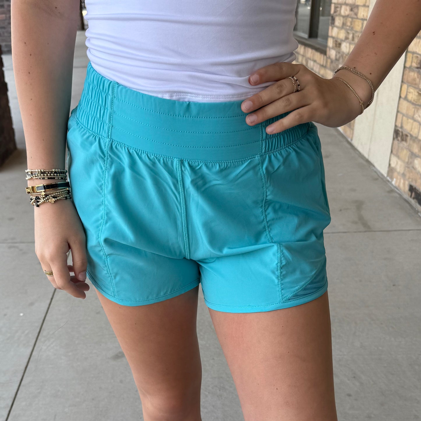 Active Athletic Shorts With Mesh