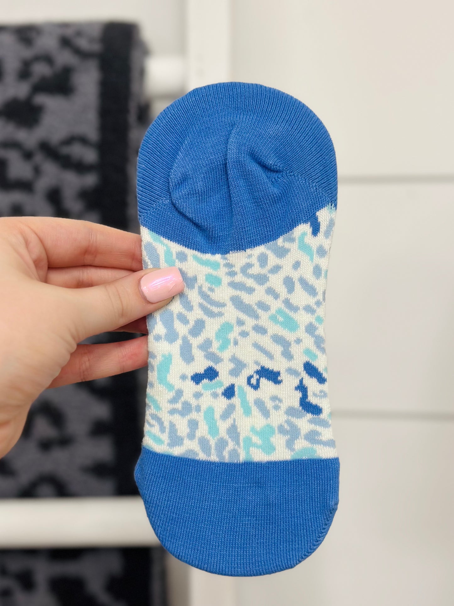Blue Cheetah Print No Show Socks
