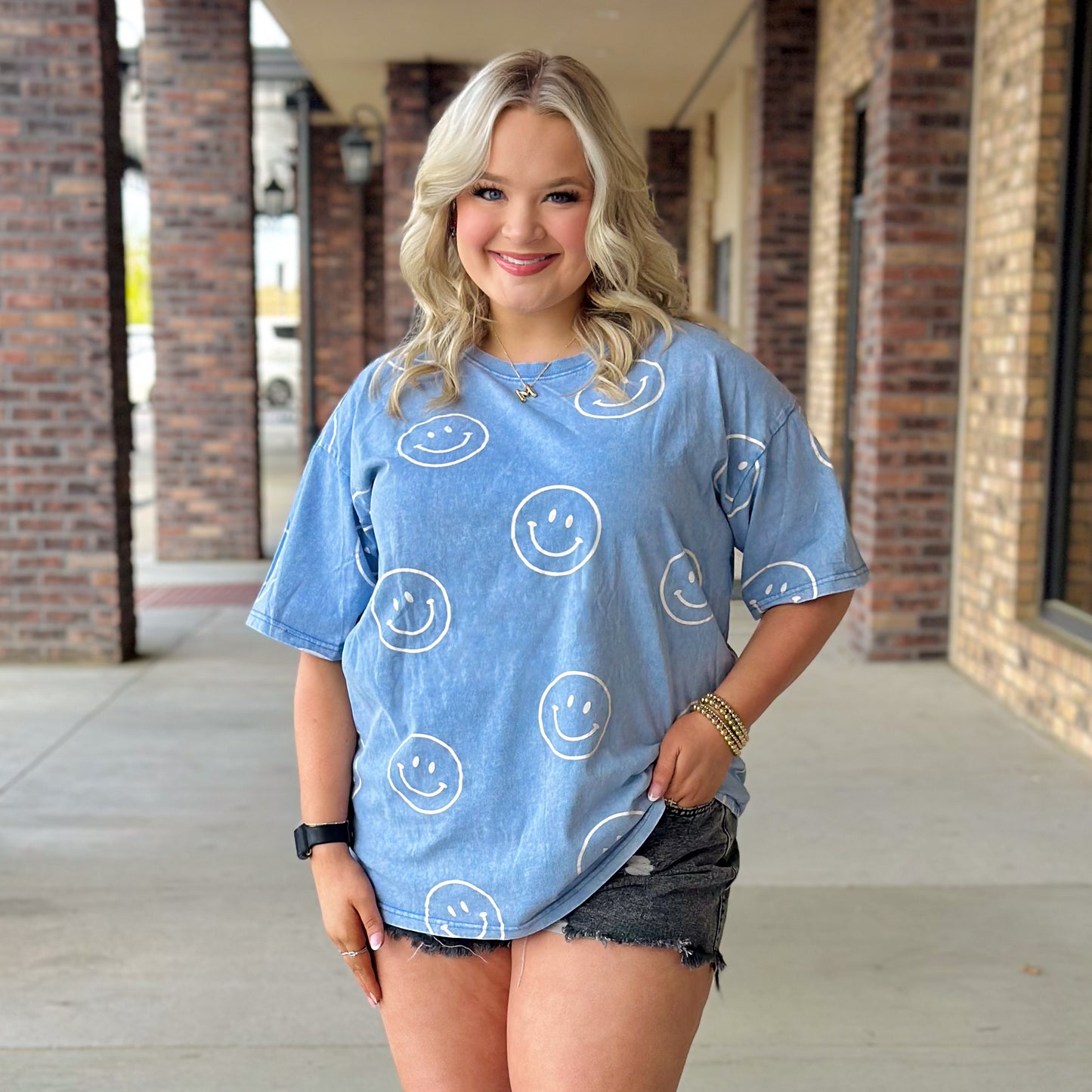 Happy to See You Coral and Blue Graphic Tee