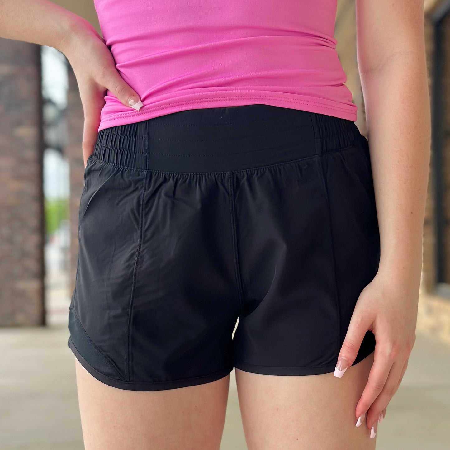 Active Athletic Shorts With Mesh