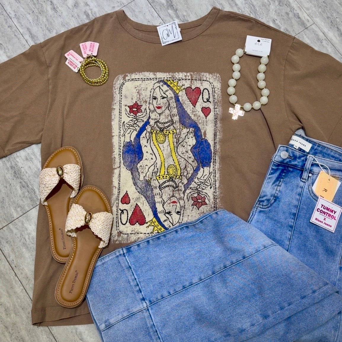 Queen of Hearts Tee
