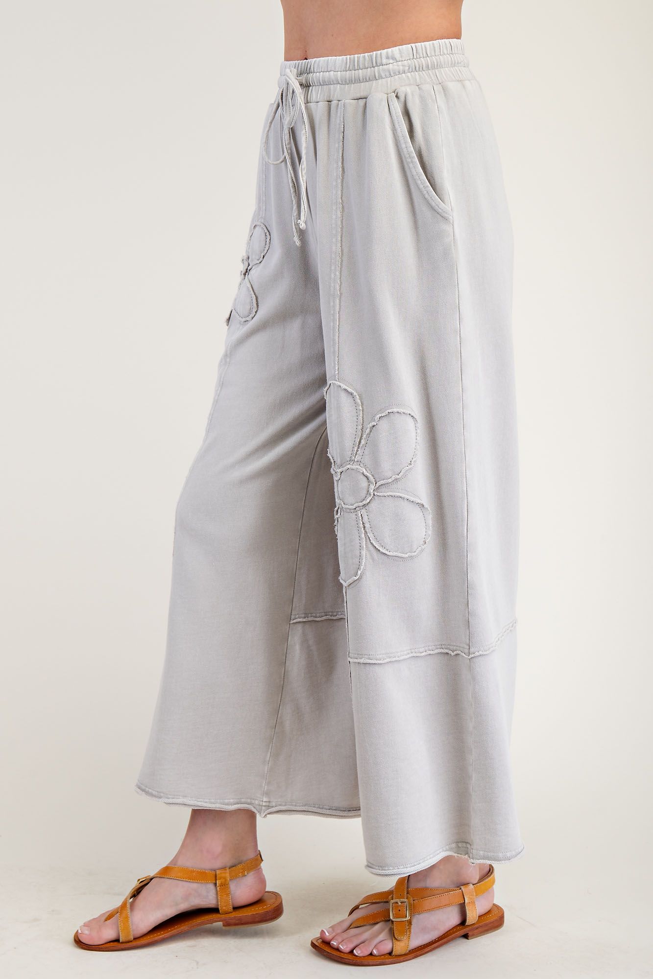 Flower Patch Mineral Washed Knit Pants