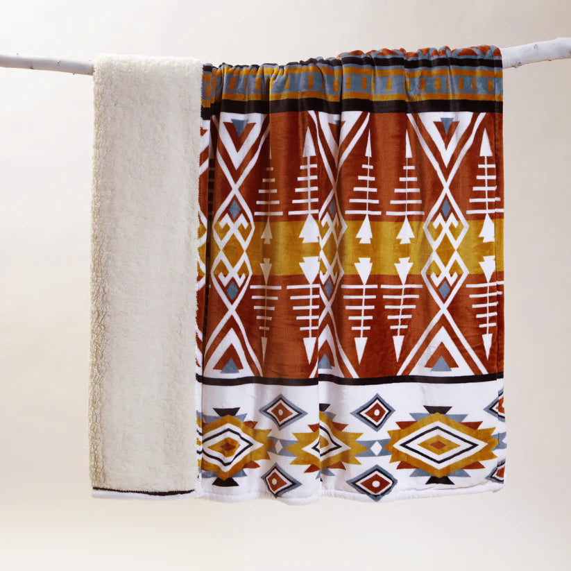 Wrangler Carstens Arrowhead Earth Throw