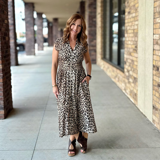 Chic Leopard Print Midi Dress