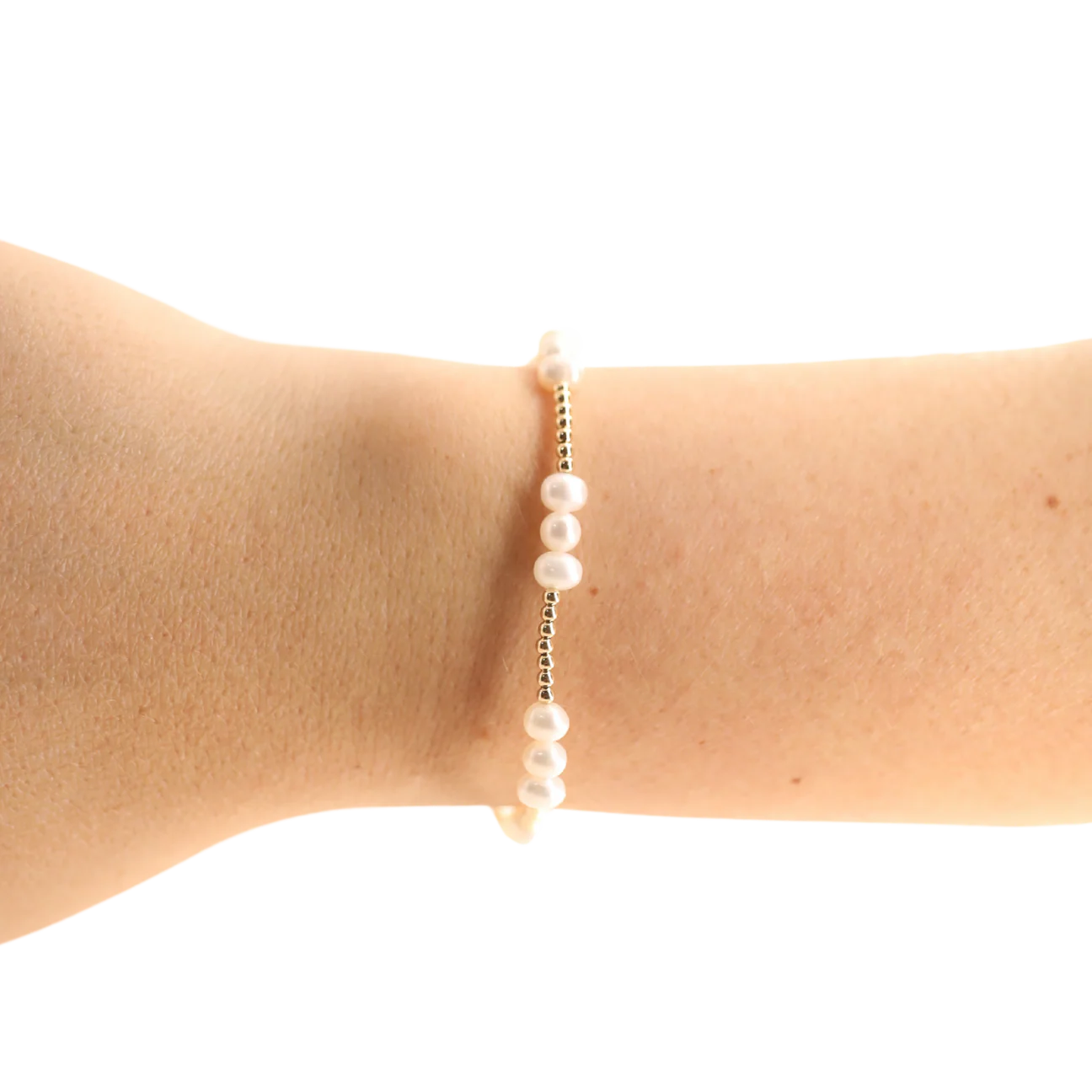 Beaded Blondes: ILY Coastal Pearl Bracelet