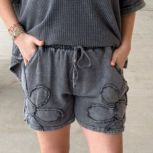 Flower Patch Mineral Washed Shorts: Ash
