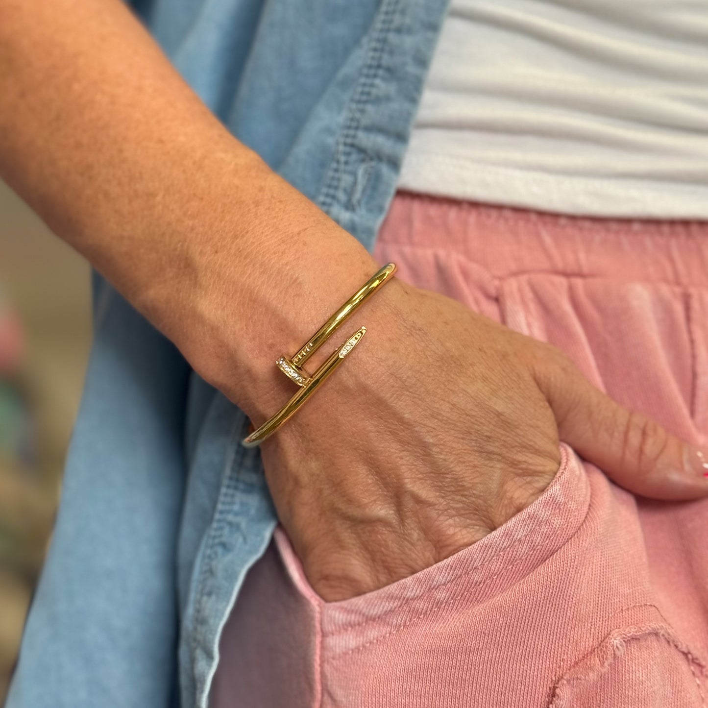 Nail Bracelet with Rhinestone: Gold