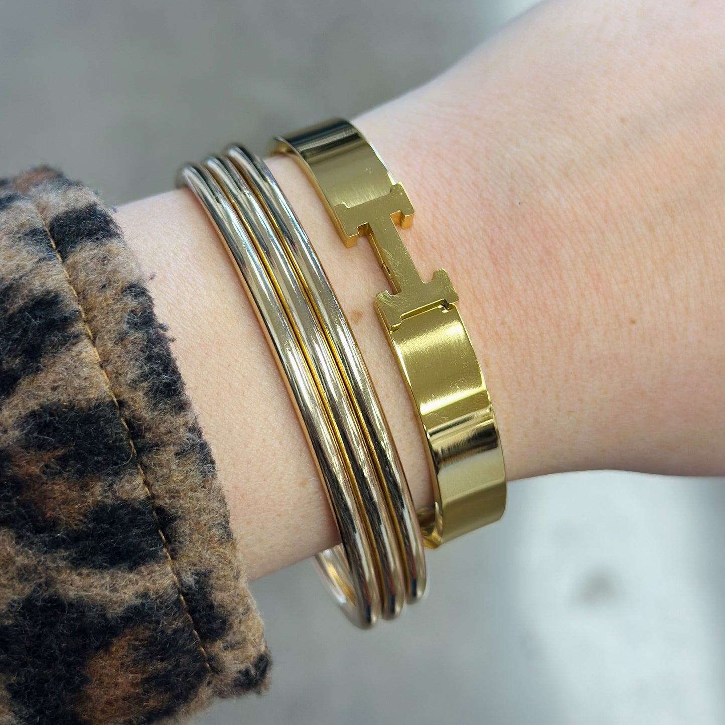 Chunky Gold H Bracelet