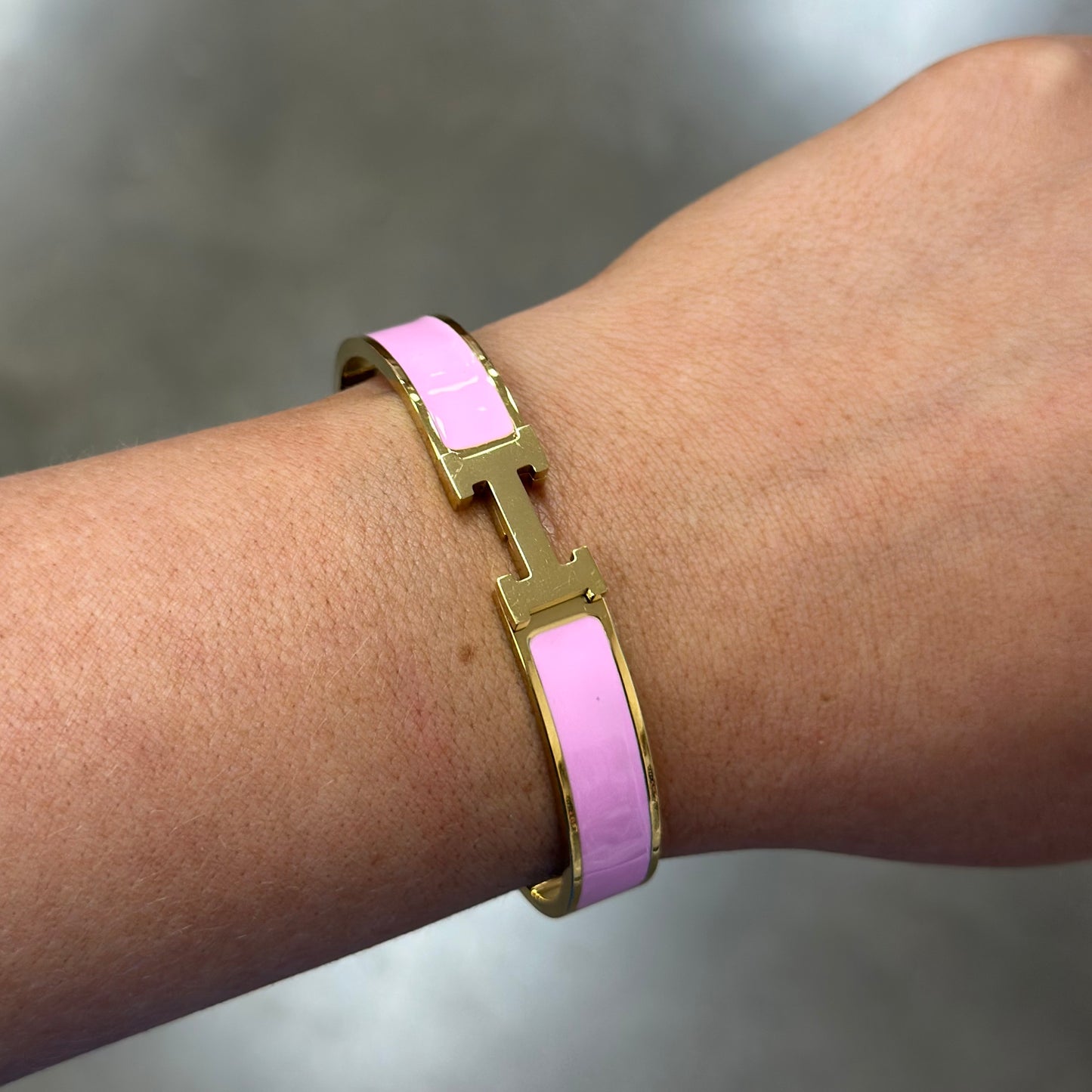 H Bangle Bracelet Chunky: Pink