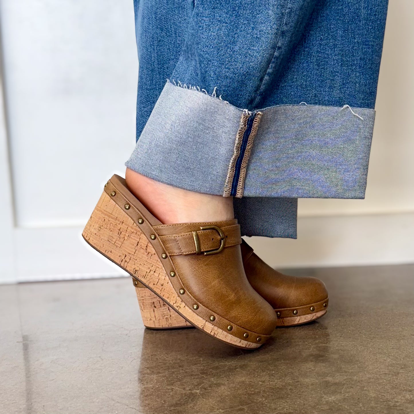 Corkys Who Knew Wedge-Tan