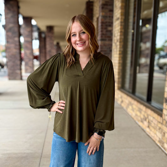 Dear Scarlett Solid Lizzy Wrinkle Free Top