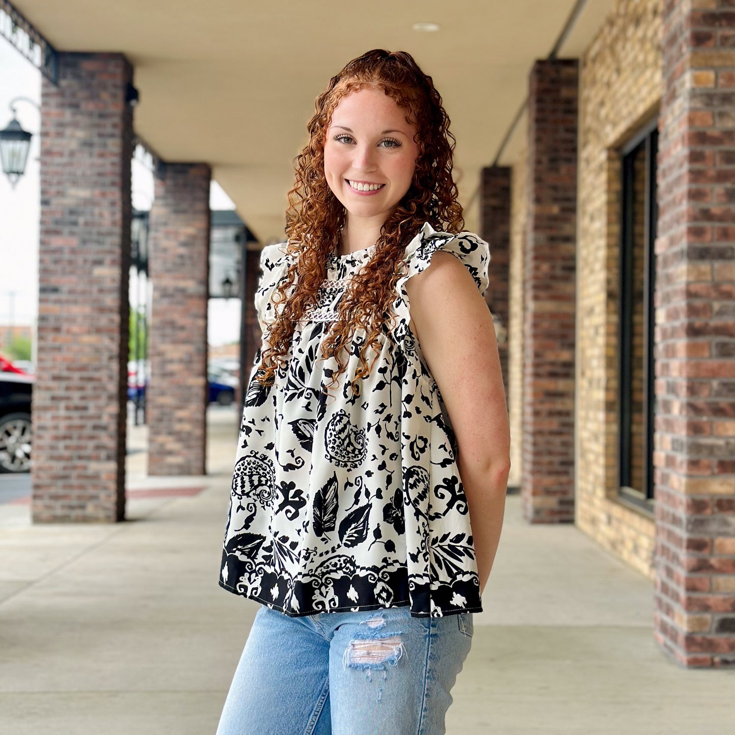 Umgee Black and White Floral Blouse