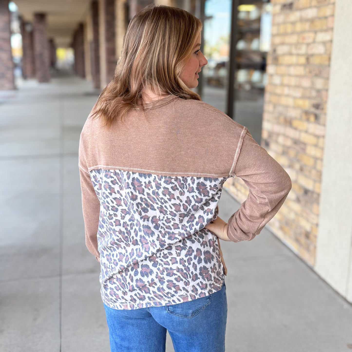Leopard Accent Long Sleeve Top: 2 Colors