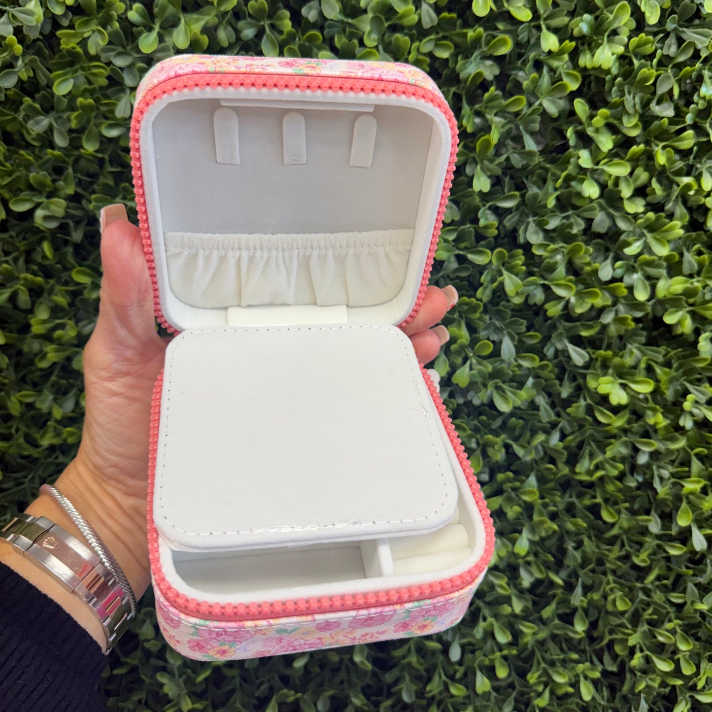 Simply Southern Travel Spring Floral Jewelry Case