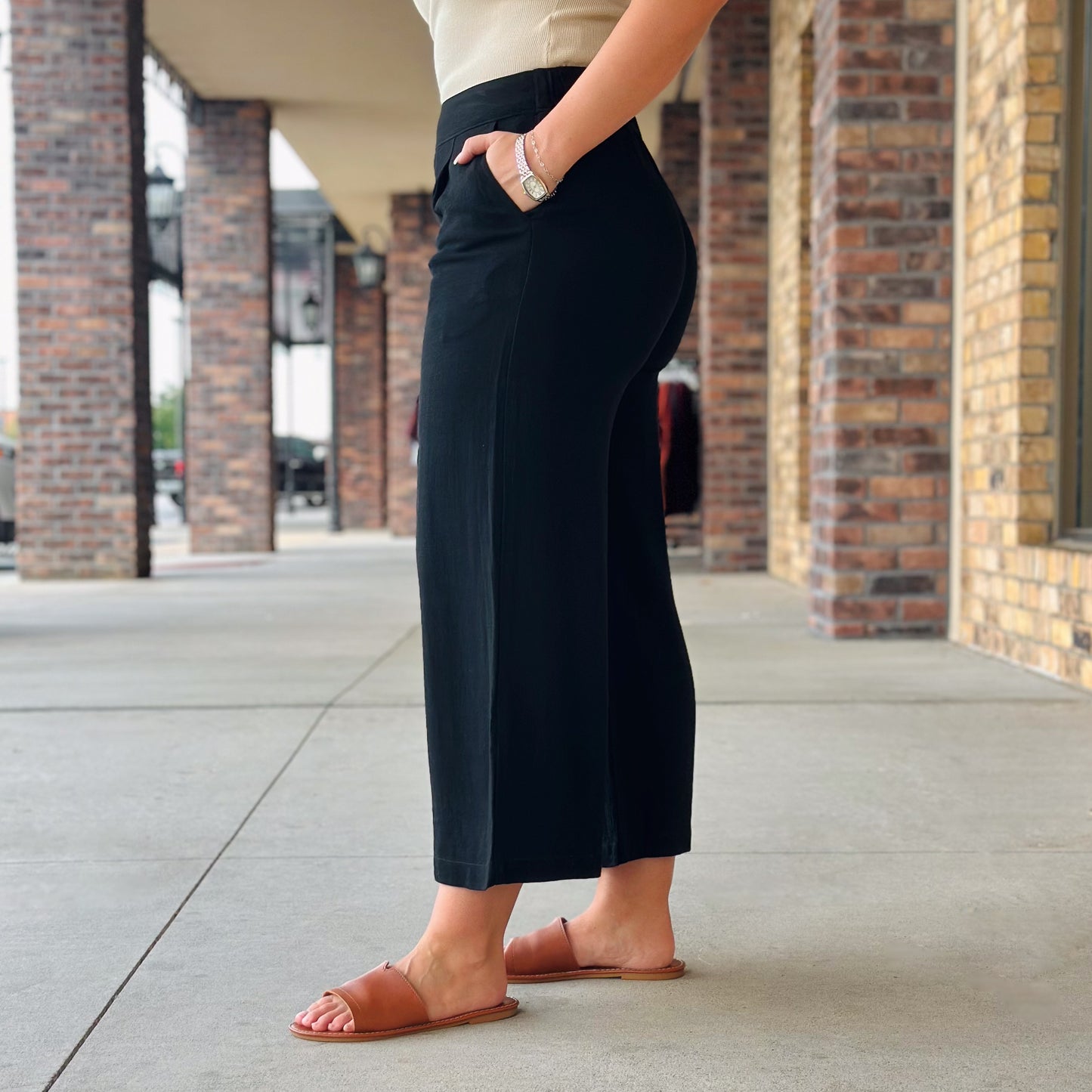 Black and Spruce Linen Pants