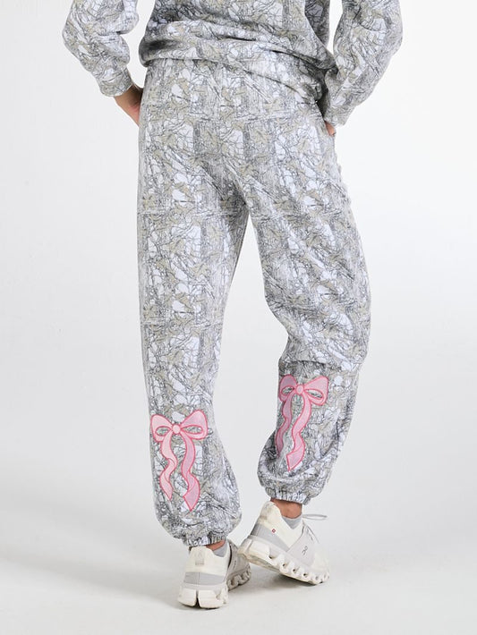 Simply Southern Alice Camo Sweatpant -Pink Bow